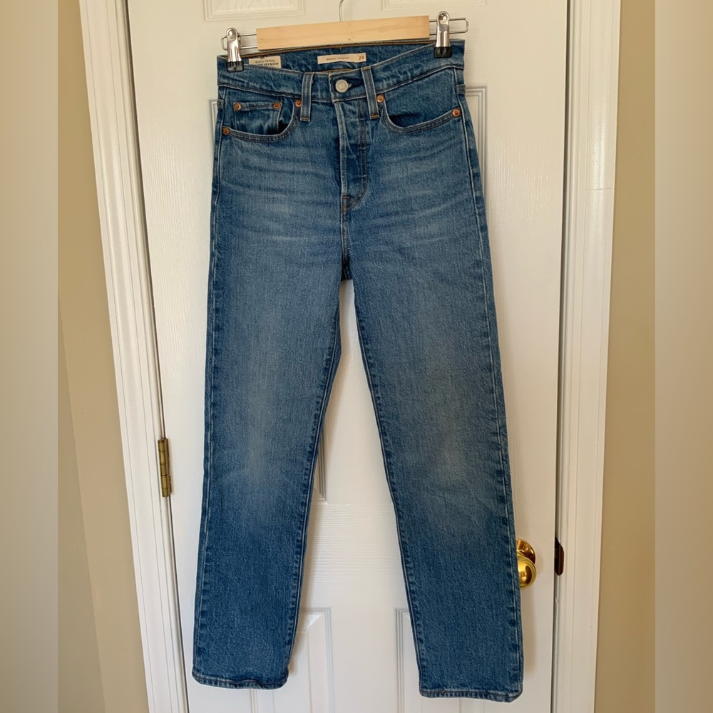 Levi’s Wedgie Straight Jeans 24